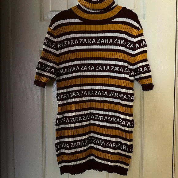 Zara Ribbed Turtleneck - Large - Picture 3 of 5